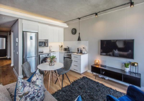 Docklands Deluxe One bedroom Apartments